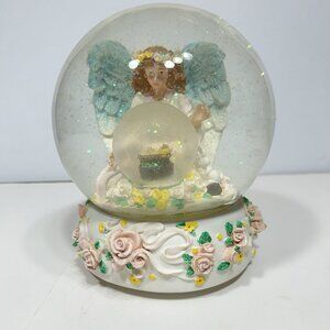 Vtg 1997 Berkeley Designs Angel & Baby Jesus Musical Snow Globe Joy to World
